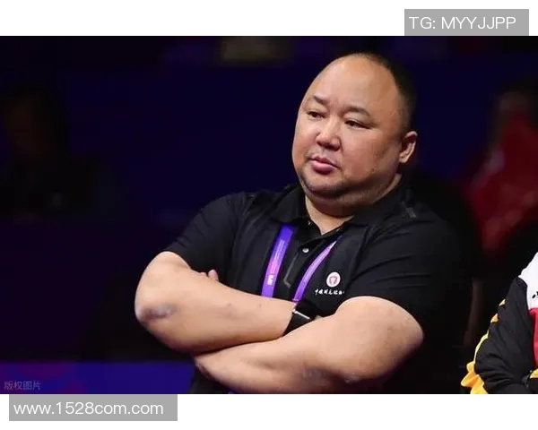 张军的英雄联盟人生：从青涩玩家到电竞传奇的深度对话